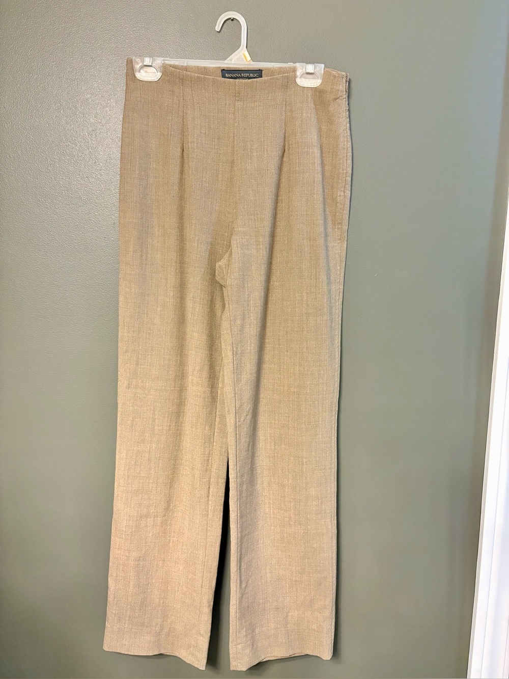 Banana Republic Women's Light Tan Straight-Leg Pants